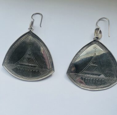 Tuareg Silver Earrings with Etchings  |  Ambitti Moussa